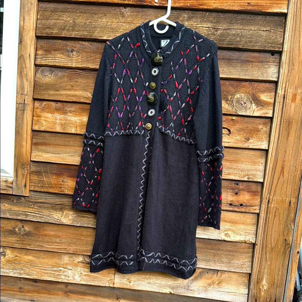 Z brand Black and Red Knit Cardigan Button Detail knit at to wear wool blend